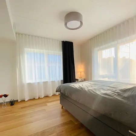 Apartment New Family Friendly With Terrace+free Parking *